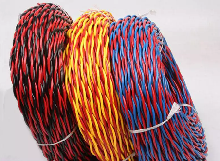 山南安全警示：放炮线与爆破母线使用的注意事项